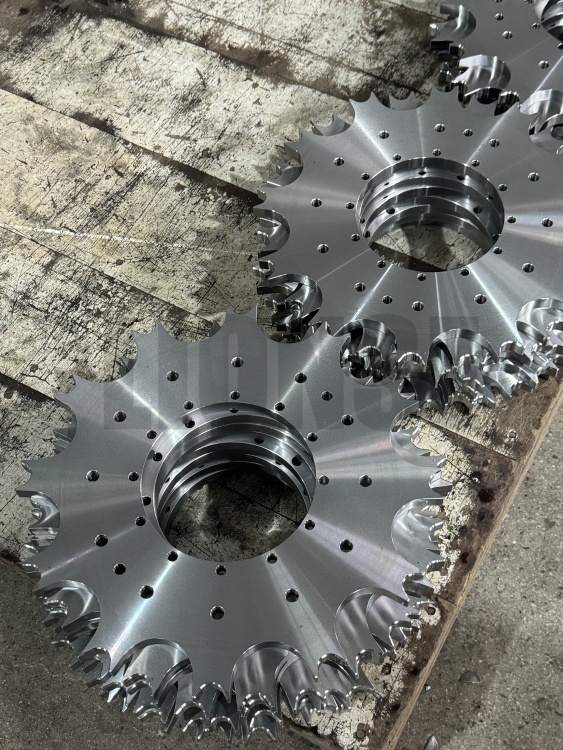 இயந்திர உபகரணங்களில் ஸ்ப்ராக்கெட்டின் முக்கிய செயல்பாடு என்ன?