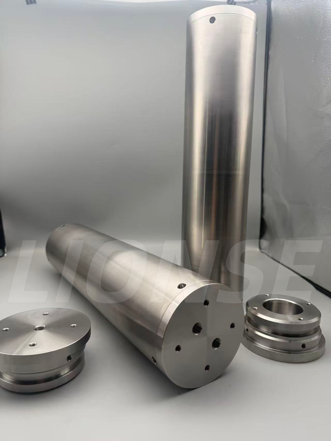 ஆழ்கடல் ஆய்வு சோனார் சிலிண்டர் உடலுக்கான SS316L சீல் செய்யப்பட்ட கார்பின் பாகங்கள்